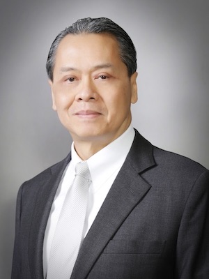 ประธานกิตติมศักดิ์